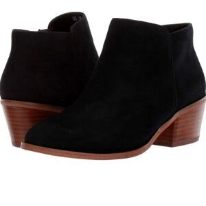8.5 Amazon Essentials Black Ankle Boot Bootie Shoes